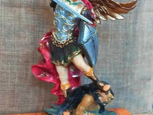Figura San Miguel Arcángel 40cm