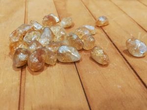 Cantos rodados citrino natural extra